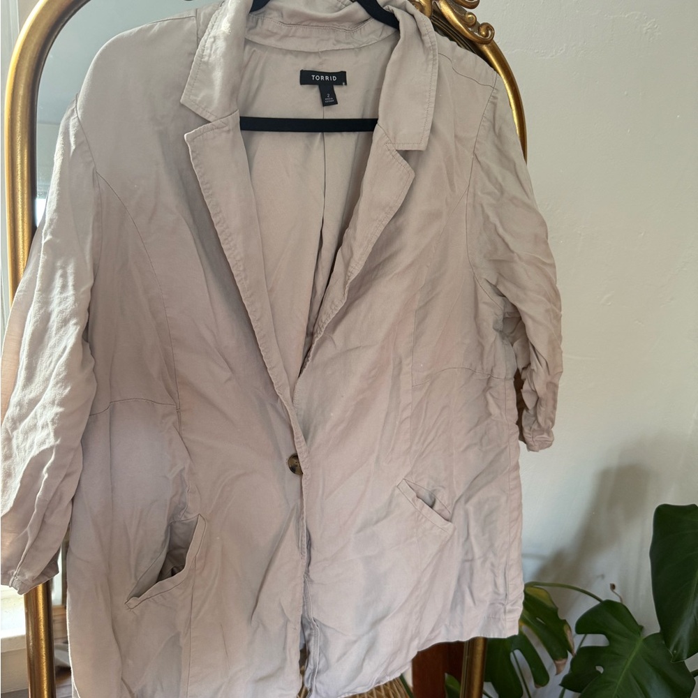 Torrid Women's Beige Blazer